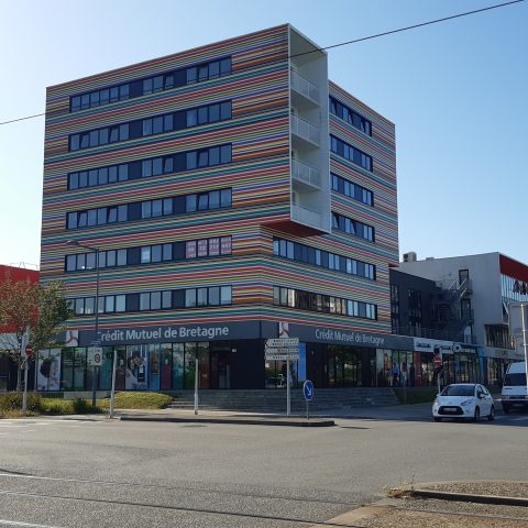 IMMEUBLE DE BUREAUX ET LOGEMENTS "LE PHARE D'IROISE"